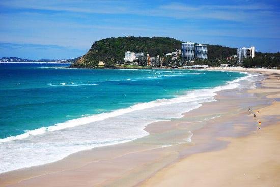 Australias Best Travel Destinations: Burleigh Heads Beach