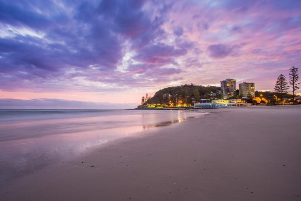 Australias Best Travel Destinations: Burleigh Heads Beach