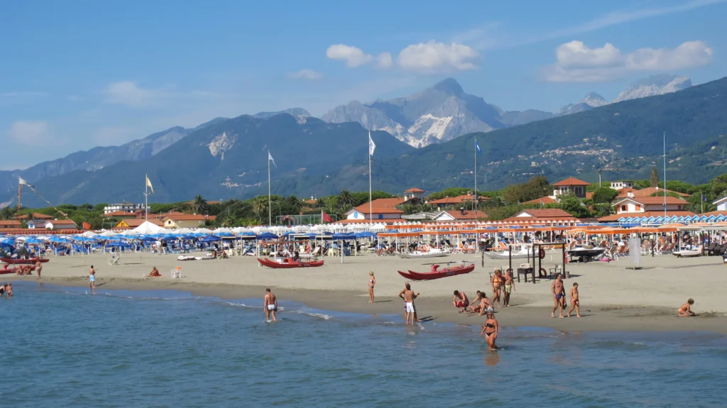 Forte dei Marmi beach